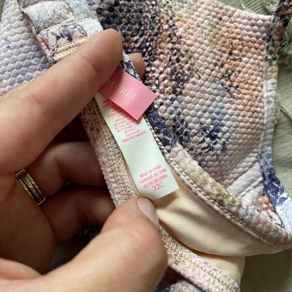 Sexy Victoria’s Secret Snake Print Bikini Set - Picture 4 of 5